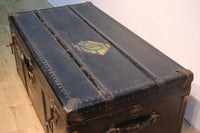 立派な金具の付いたお洒落なトランクケース DB2985