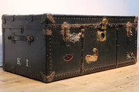 立派な金具の付いたお洒落なトランクケース DB2985