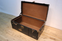 立派な金具の付いたお洒落なトランクケース DB2985