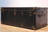 立派な金具の付いたお洒落なトランクケース DB2985