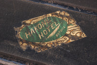 立派な金具の付いたお洒落なトランクケース DB2985