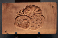 繊細な花模様を1つ描いた風情ある四角の菓子型 DB3107a-m 在庫4個