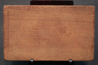 繊細な花模様を1つ描いた風情ある四角の菓子型 DB3107a-m 在庫4個