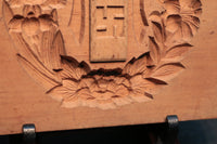 繊細な花模様を1つ描いた風情ある四角の菓子型 DB3107a-m 在庫4個