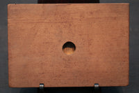 繊細な花模様を1つ描いた風情ある四角の菓子型 DB3107a-m 在庫4個