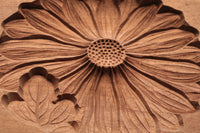 繊細な花模様を1つ描いた風情ある四角の菓子型 DB3107a-m 在庫4個