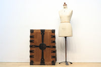 珍品!! 11杯の引き出しを備えた風格漂う行商箪笥 BB1089