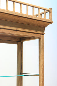 ディスプレイに最適な開放感ある4面ガラスケース BB1435