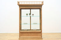 ディスプレイに最適な開放感ある4面ガラスケース BB1435