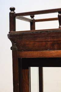 和モダンデザイン!! すっきり中を見渡せる小ぶりの四面ガラスショーケース BB1579