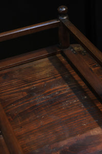 和モダンデザイン!! すっきり中を見渡せる小ぶりの四面ガラスショーケース BB1579