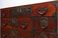 稀少!!唐獅子金具の古色を纏う仙台衣裳箪笥 Ba9316-MT