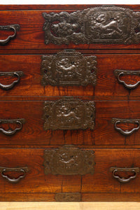 稀少!!唐獅子金具の古色を纏う仙台衣裳箪笥 Ba9316-MT