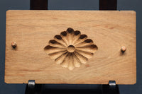 Confectionery type with a lid of flowers with beautiful delicate carving DB8818 in stock (a: 1 b: 1 c: 1 d: 1 e: 1)