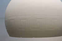 真っ白な球体に雷紋が浮かぶ上品な電笠 DC1117