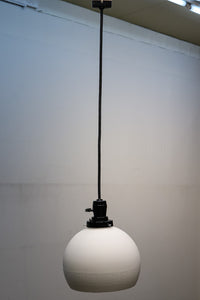 真っ白な球体に雷紋が浮かぶ上品な電笠 DC1117