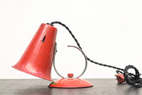 赤が可愛い昭和レトロ感漂うスタンド DC1175