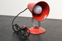 赤が可愛い昭和レトロ感漂うスタンド DC1175