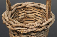 持ち手も可愛らしいアケビの花器 DC1385 在庫1個