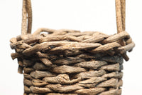 持ち手も可愛らしいアケビの花器 DC1385 在庫1個