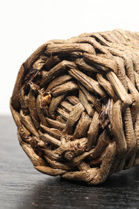 持ち手も可愛らしいアケビの花器 DC1385 在庫1個