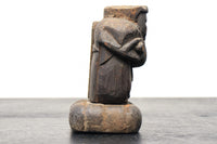 細目に口を開けた表情が魅力の木彫りの大黒様 DC1474