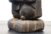 細目に口を開けた表情が魅力の木彫りの大黒様 DC1474