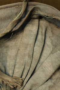 時代を重ねた渋みある鉄製ヘルメット DC1734