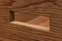 大らかな流れの杢目が魅力的な正方形の木箱 DC2018