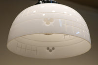 乳白色ガラスに和モダンな模様が浮かびあがる電笠 DC2096