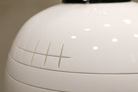 乳白色ガラスに和モダンな模様が浮かびあがる電笠 DC2096