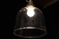 透明感あるワイングラスを思わせる大振りな電笠 DC2485