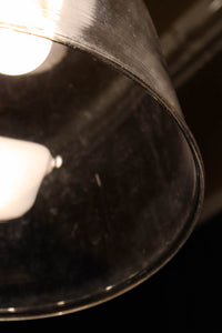 透明感あるワイングラスを思わせる大振りな電笠 DC2485