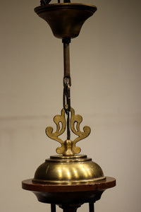 モダンデザイン!! 個性的な笠を備えた3灯式シャンデリア DC2767