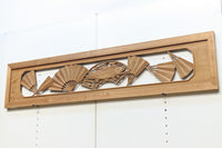 扇と鯉が艶やかな木地色の彫刻欄間 E8867ab 在庫(a:売約済 b:1)枚