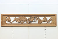 扇と鯉が艶やかな木地色の彫刻欄間 E8867ab 在庫(a:売約済 b:1)枚