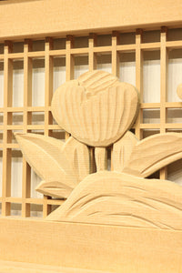 唐獅子牡丹を描いた木地色の欄間 E9721 在庫1枚