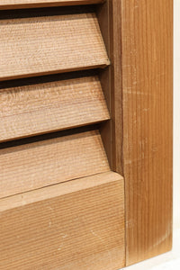 Small size louvered window E9815