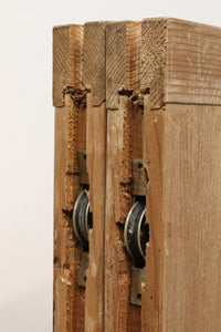 Small size louvered window E9815