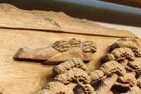 厚み100ミリ!! 重厚感溢れる木地色の深彫り彫刻欄間 EZ1081ab 在庫(a:0 b:1)枚