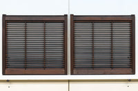 小窓に最適な横格子の小型建具 EZ1285 在庫2枚