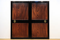 幅890ミリ 黒框枠で纏めた上品な面持ちの極上一枚板けやき板戸 F7620 在庫2枚1組