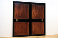 幅890ミリ 黒框枠で纏めた上品な面持ちの極上一枚板けやき板戸 F7620 在庫2枚1組