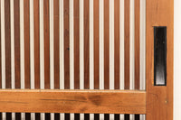 幅676ミリ 繊細な格子づくりで風情のあるスリム幅格子戸 F7751 在庫1枚