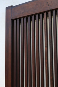 幅673ミリ 結霜ガラスで格調あるスリムな大阪格子戸 F7779 在庫1枚