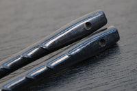 持ち手に螺旋の装飾を施した火箸 DB9241b