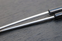 持ち手に螺旋の装飾を施した火箸 DB9241b