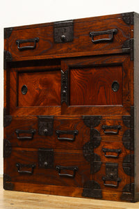 Merchant Chest BB2796