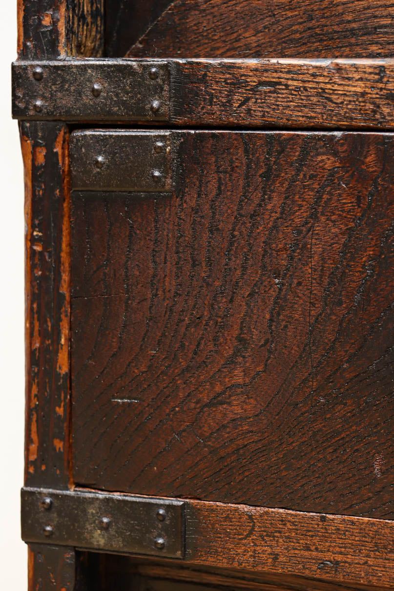 Merchant Chest BB1313-MT