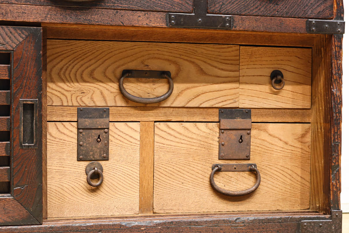 Merchant Chest BB1313-MT